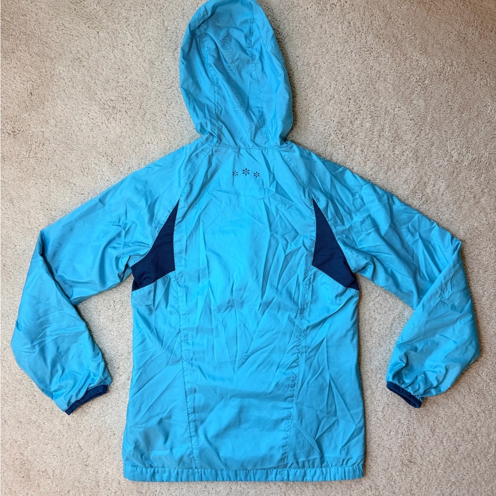 Marmot Girls Light Blue Jacket with Neon Yellow Zipper - Picture 11 of 16